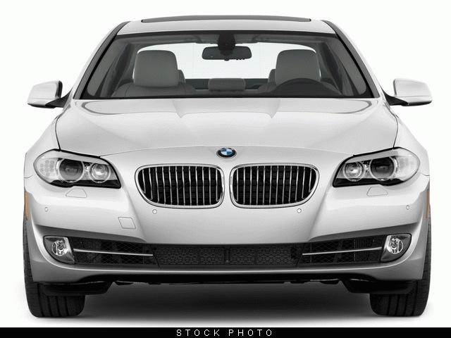 2013 BMW 5 series Se/fullyloaded