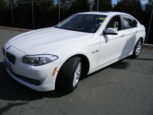 2013 BMW 5 series Se/fullyloaded