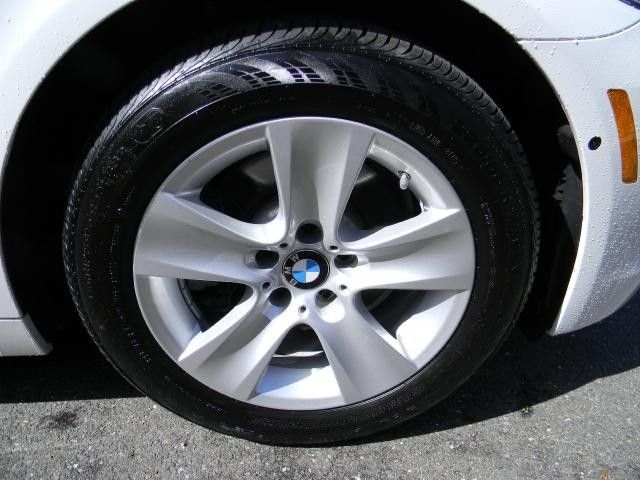 2013 BMW 5 series Se/fullyloaded