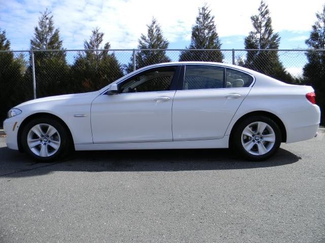 2013 BMW 5 series Se/fullyloaded