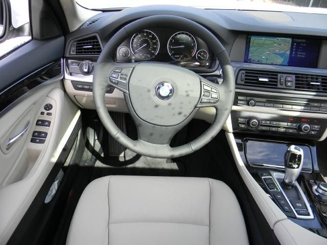 2013 BMW 5 series Se/fullyloaded