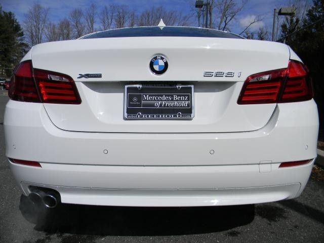 2013 BMW 5 series Se/fullyloaded