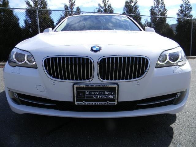 2013 BMW 5 series Se/fullyloaded