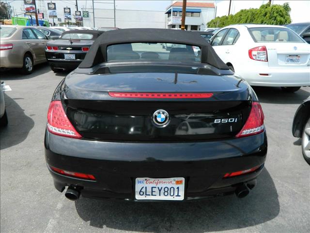 2010 BMW 6 series Trim Package