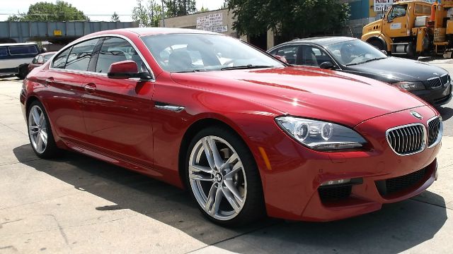 2013 BMW 6 series 4dr Sdn Touring Signature RWD Sedan