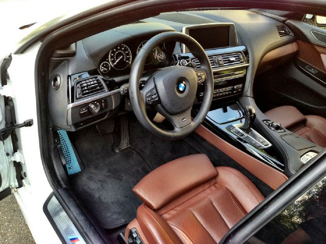 2013 BMW 6 series Dbl 4.6L V8 6-spd AT (natl)