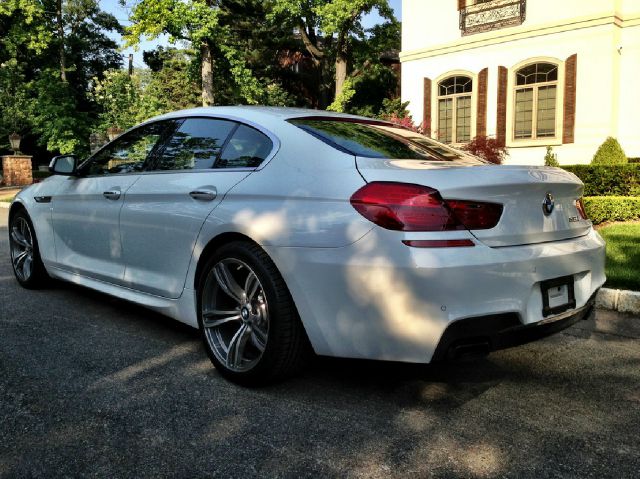 2013 BMW 6 series Dbl 4.6L V8 6-spd AT (natl)