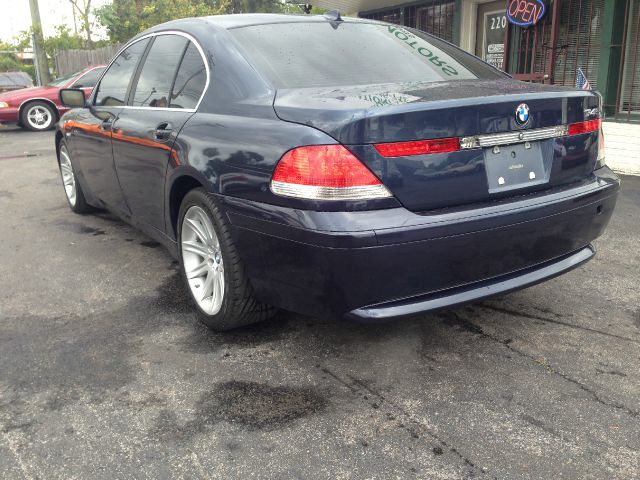 2002 BMW 7 series XLT 4x4 W/leather