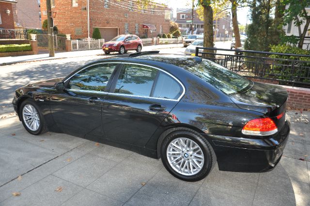 2003 BMW 7 series XLT 4x4 W/leather