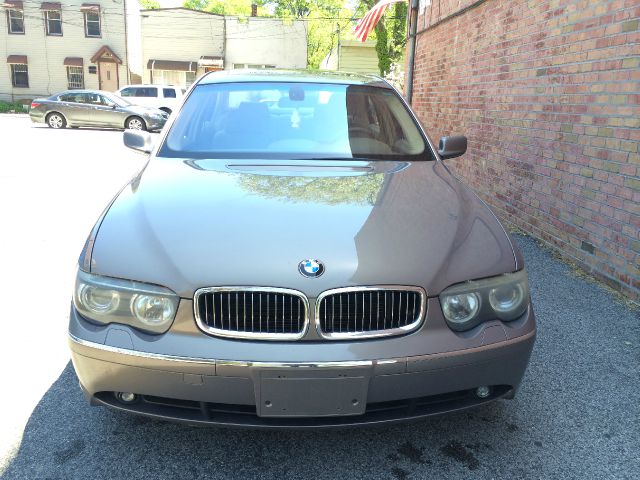 2004 BMW 7 series 4dr 2.5L Turbo W/sunroof/3rd Row AWD SUV