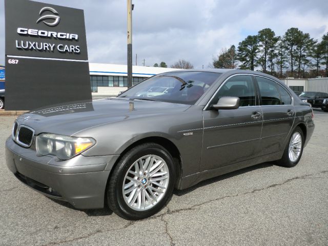 2005 BMW 7 series XLT 4x4 W/leather