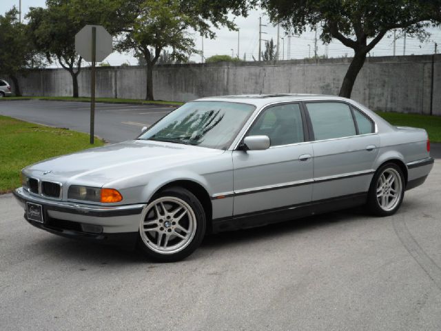 1998 BMW 7 series 740il Sport/navi