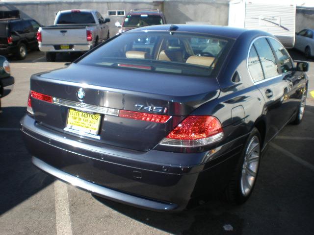 2002 BMW 7 series XLT 4x4 W/leather