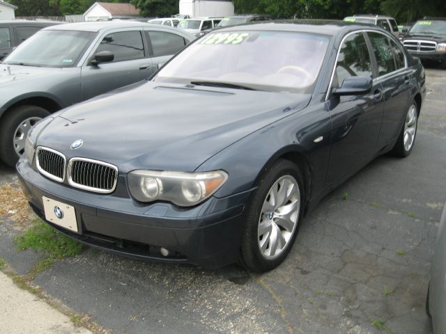 2002 BMW 7 series XLT 4x4 W/leather