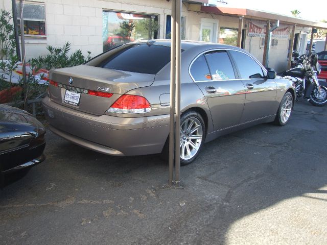 2002 BMW 7 series XLT 4x4 W/leather