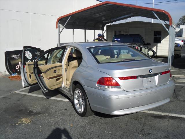 2002 BMW 7 series XLT 4x4 W/leather