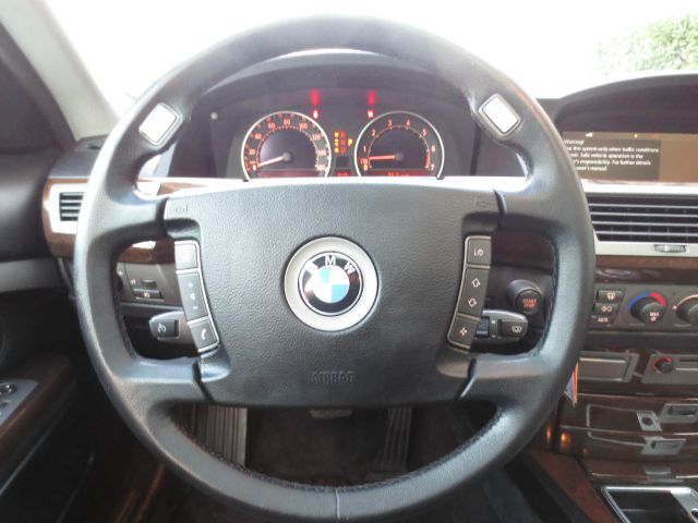 2002 BMW 7 series XLT 4x4 W/leather