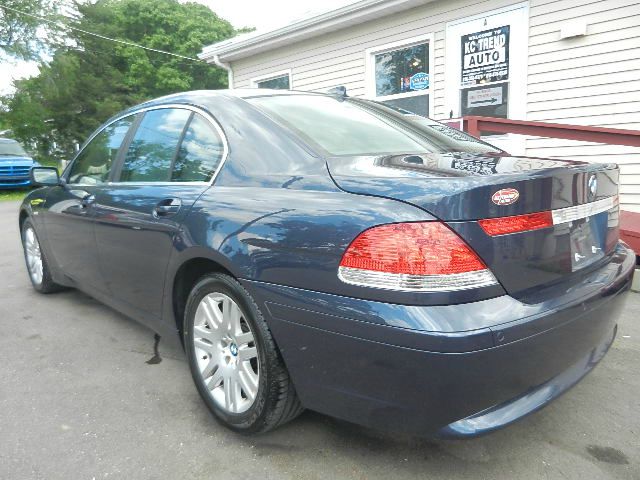 2002 BMW 7 series XLT 4x4 W/leather