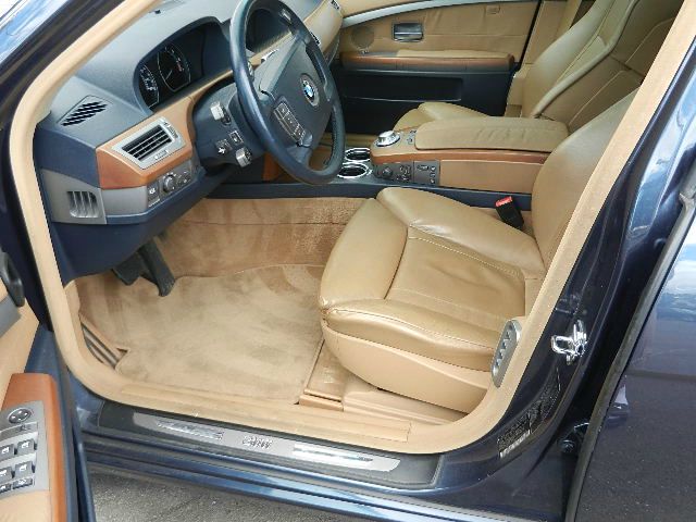 2002 BMW 7 series XLT 4x4 W/leather