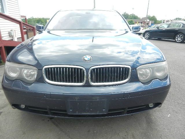 2002 BMW 7 series XLT 4x4 W/leather