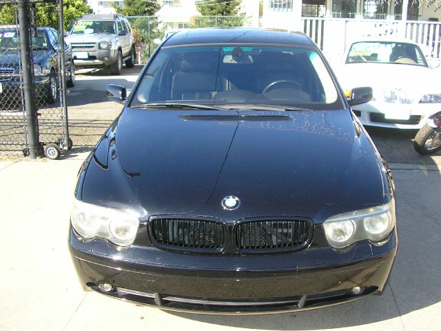 2002 BMW 7 series XLT 4x4 W/leather