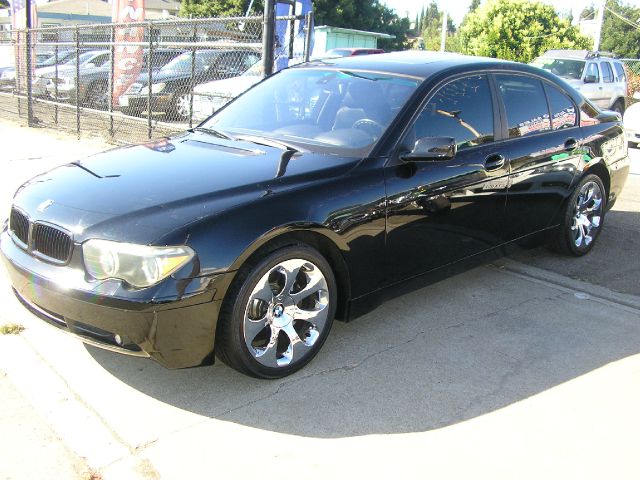 2002 BMW 7 series XLT 4x4 W/leather