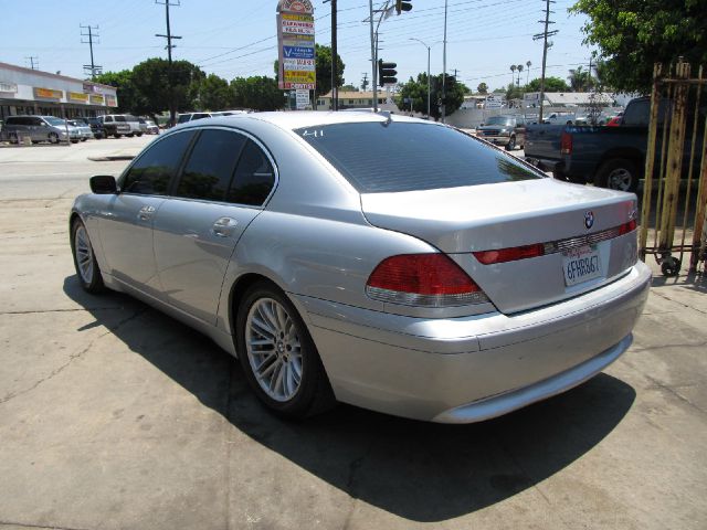 2002 BMW 7 series XLT 4x4 W/leather