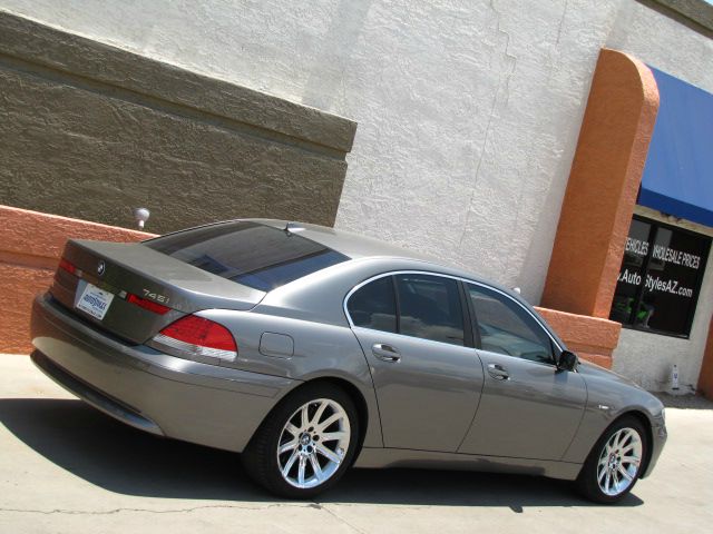 2002 BMW 7 series XLT 4x4 W/leather