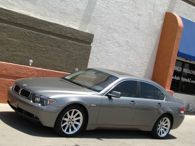 2002 BMW 7 series XLT 4x4 W/leather