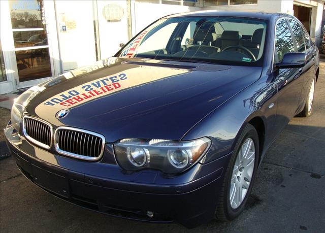 2002 BMW 7 series XLT 4x4 W/leather