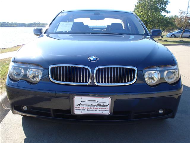 2002 BMW 7 series XLT 4x4 W/leather