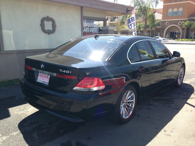 2002 BMW 7 series XLT 4x4 W/leather