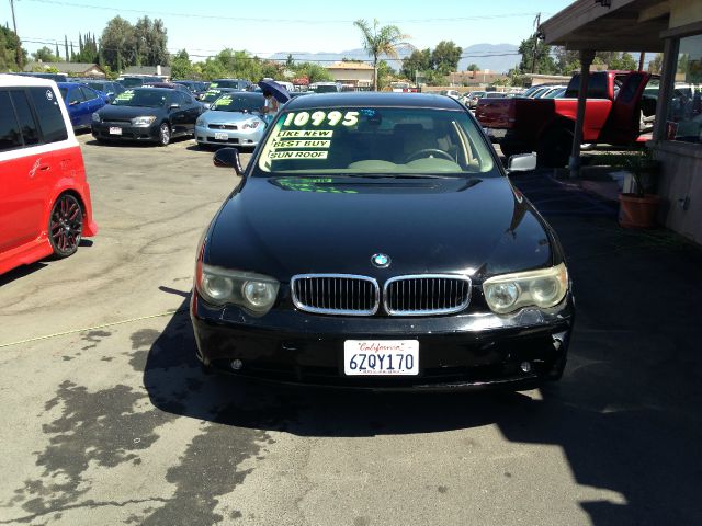 2002 BMW 7 series XLT 4x4 W/leather