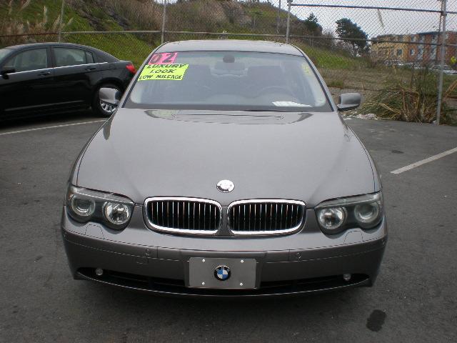 2002 BMW 7 series XLT 4x4 W/leather