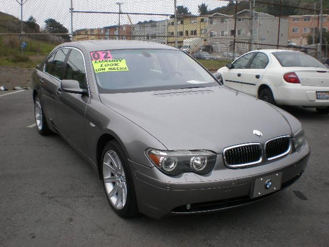 2002 BMW 7 series XLT 4x4 W/leather