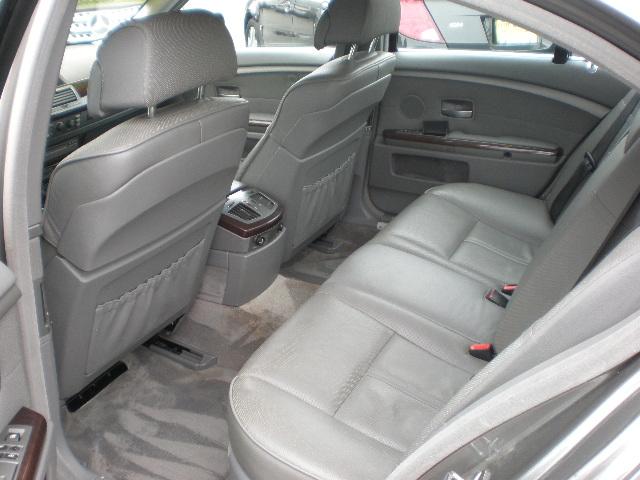 2002 BMW 7 series XLT 4x4 W/leather