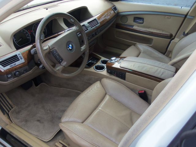 2003 BMW 7 series XLT 4x4 W/leather