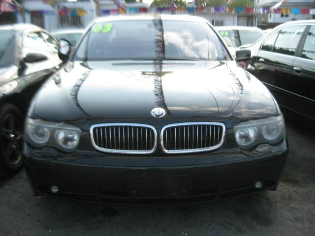 2003 BMW 7 series XLT 4x4 W/leather