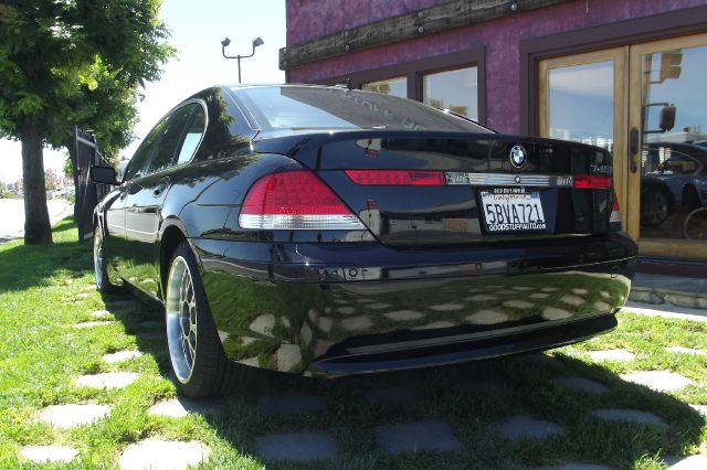 2003 BMW 7 series XLT 4x4 W/leather