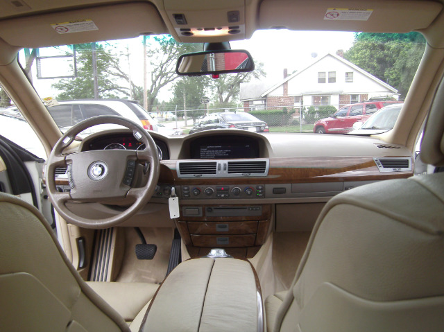 2003 BMW 7 series 2.0T Avant Quattro AWD