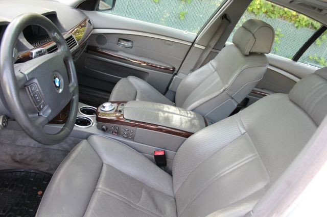 2003 BMW 7 series XLT 4x4 W/leather