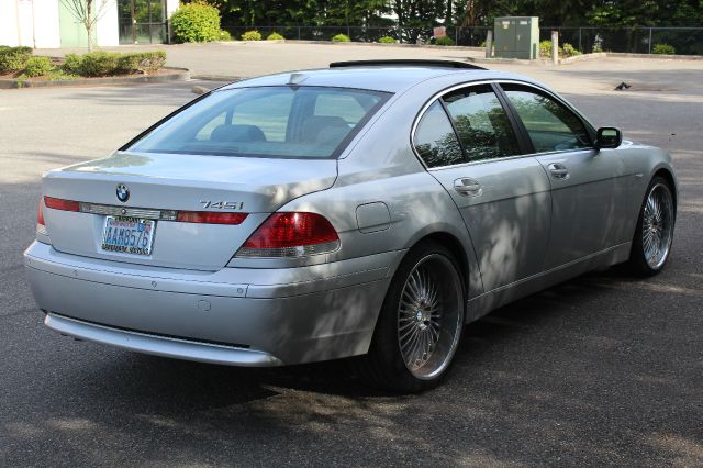 2003 BMW 7 series XLT 4x4 W/leather