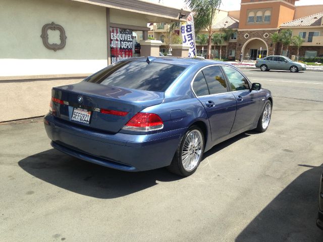 2003 BMW 7 series XLT 4x4 W/leather