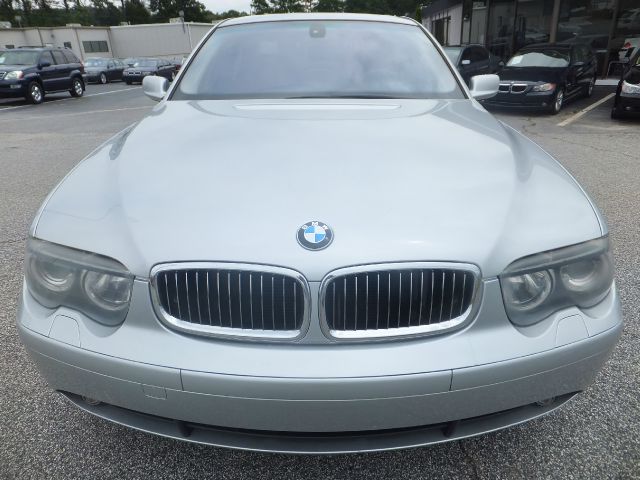 2004 BMW 7 series XLT 4x4 W/leather