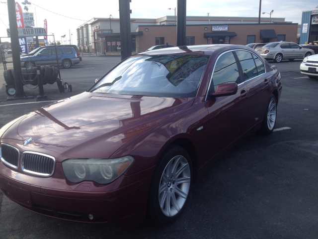 2004 BMW 7 series XLT 4x4 W/leather