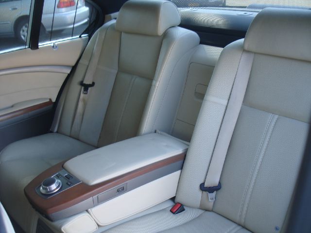 2007 BMW 7 series 3.2 V6 NAV