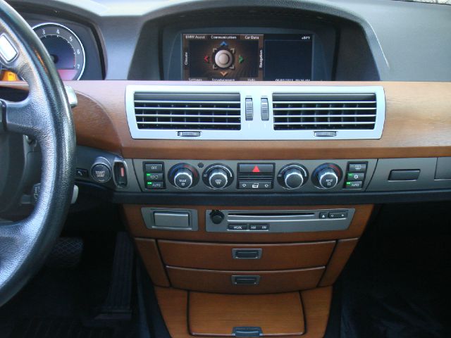 2007 BMW 7 series 3.2 V6 NAV