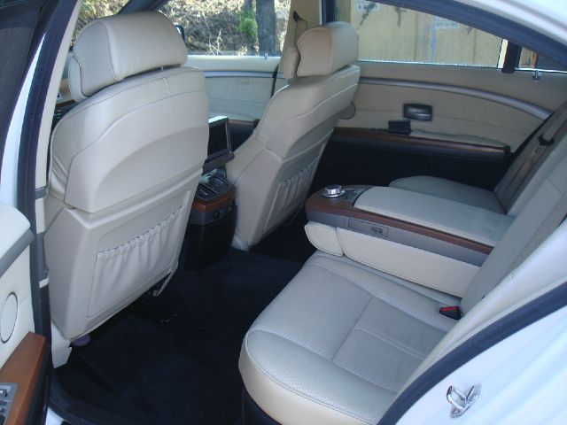 2007 BMW 7 series 3.2 V6 NAV