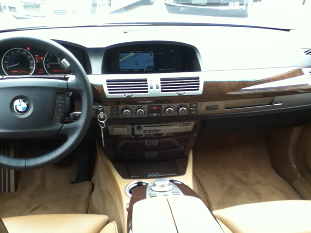 2008 BMW 7 series 3.2 V6 NAV