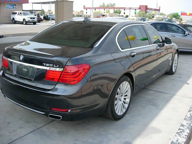 2009 BMW 7 series 3.2 V6 NAV